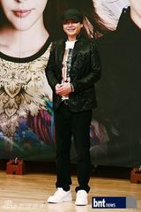 组图：BoA朴振英等出席《K-POP STAR 2》发布会