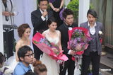 组图：六月李易完婚 李威林依晨担任伴郎伴娘