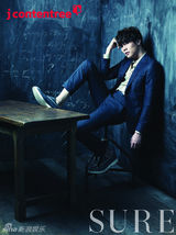 组图：韩星崔丹尼尔时尚写真眼神深邃迷离