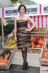 组图：谢婷婷曝锋芝同吃团年饭 阿Sa否认会秘婚