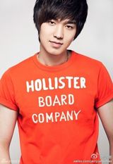 组图：严禹豪酷似李敏镐顺利晋级 生活照阳光