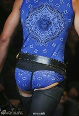 组图：时装周奇葩男士内裤外穿 遭吐槽：开裆裤