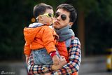 组图：奶爸胡歌父爱爆棚 亲子装出镜直戳萌点