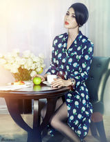 组图：童蕾最新时尚大片 早春演绎知性名媛风情