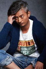 组图：邵桐质感写真熟男魅力腔调十足