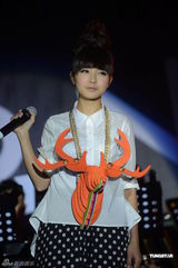 组图：糖兄妹转变风格开唱 暑假将推出新专辑