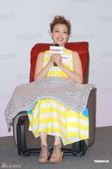 组图：容祖儿出席活动 指Lady Gaga买A货属贪玩