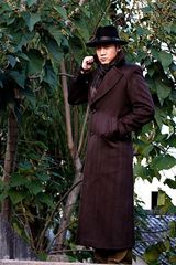 组图：《掩护》将开播 陆毅多款造型演绎帅气特工