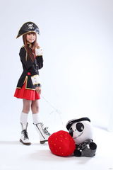 组图：台湾13岁女孩代言变辣妹 许雅涵将组新AKB48