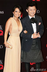 组图：众星闪耀GQ 曹国伟被评年度国际影响力人物