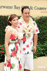 高清：许冠杰儿子大婚 新人同穿夏威夷装秀钻戒