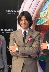 幻灯图集：冯德伦出席名表活动 俊逸不凡彰显才气