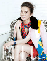 组图：赵薇暖春封面大片 温暖袭人显高贵气质