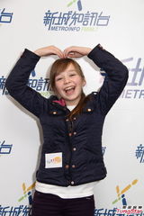 组图：Connie Talbot在港欢度圣诞