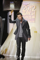 安徽卫视时尚盛典圣诞夜开场 韩庚热舞获大奖(图)