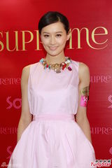 组图：陈法拉出席活动称未定合约去向