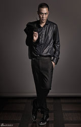 高清图：华谊兄弟13星《时尚先生》封面大片