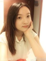 组图：福建男篮美女解说走红 甜笑似李英爱