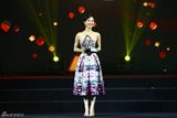 组图：刘诗诗收获2013新浪微博之夜Queen称号