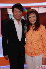 组图：电台主持人白韵琴发声明回应骂战指控