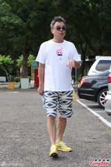 组图：陈升高雄急开唱 不敌黄色小鸭魔力大