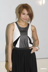 组图：林峰否认恋上吴千语 只是朋友吃饭