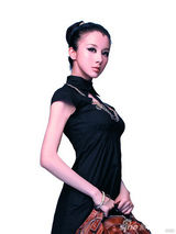 高清图：孙菲菲渔网裙展性感 婀娜身材若隐若现