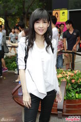 组图：周慧敏宣传公益 担任无国界医生大使