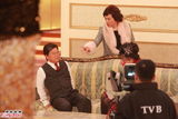 组图：TVB台庆男女演员反串 陈豪郭晋安扮姨太太