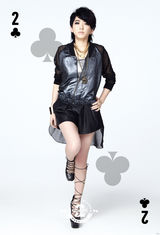 组图：刘忻变身摇滚范儿 将朋克进行到底