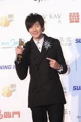 幻灯图集：2009新浪网络盛典 群星闪耀喜气盈盈