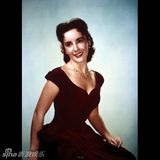 组图：追忆玉婆 伊丽莎白-泰勒影像图集