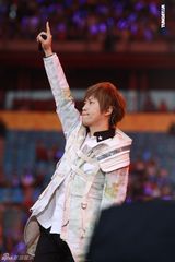 组图：五月天鸟巢开唱十万歌迷共创奇迹