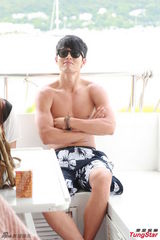 组图：《夜蒲3》船戏波涛群战 嫩模派对玩过火