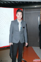 组图：欢乐满东华颁奖晚会 朱千雪不介意无提名