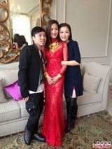 组图：周汶锜法国古城大婚 妹妹周丽淇相伴