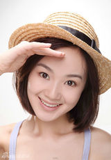 组图：战菁一夏日写真 清新纯美灵动如水