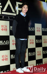 组图：泽演朱元李玹雨李宝英等捧场《TOPSTAR》