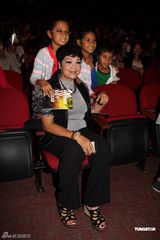 组图：陈杰演唱会众星捧场 林忆莲陈奕迅做嘉宾