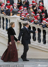 策划：2013明星圣诞装大PK 性感甜美你爱WHO