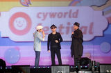 高清图：2PM等出席CYWORLD盛典 活力四射精彩献唱