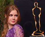 组图：奥斯卡提名午宴 准影后们盛装竞艳