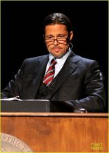 组图：克鲁尼与皮特《第八号提案》同台飙戏