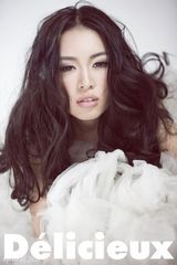 幻灯图集：《非诚勿扰》女嘉宾马伊咪写真秀S型