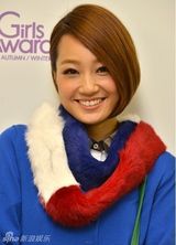 组图：北岛康介新婚妻子长相酷似内地主持朱丹