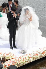 高清图：张杰谢娜香格里拉大婚全程回顾