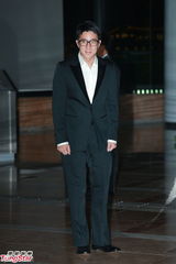 组图：晶刚香港婚宴 房祖名西装帅气现身