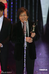 幻灯：香港金像奖现场 《岁月神偷》获最佳歌曲奖