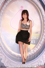 组图：20位候选港姐首晤传媒 佳丽现场展风姿