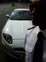 组图：“帅气机长”张智霖微博生活照集锦